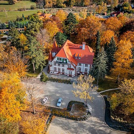 Hotel Villam Биелава Екстериор снимка