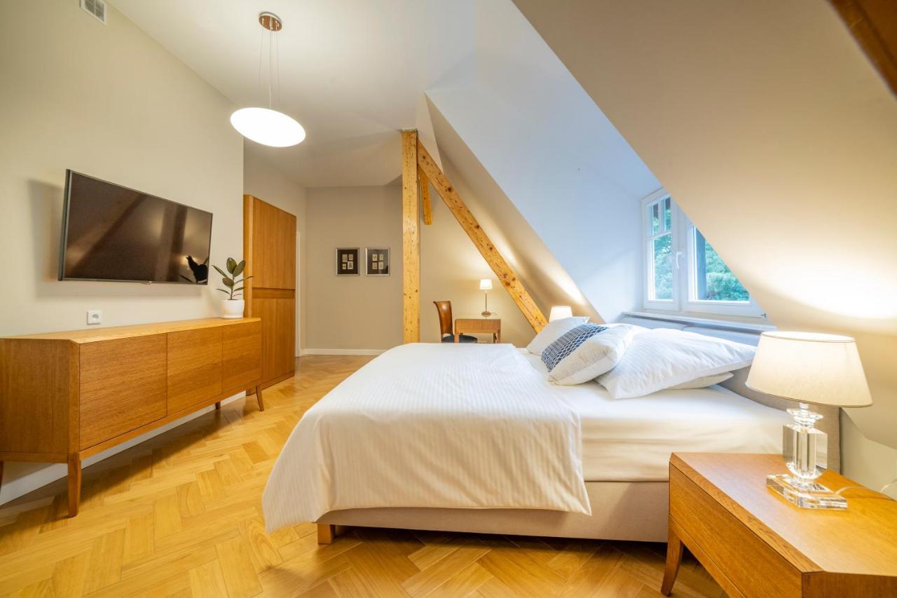 Hotel Villam Биелава Екстериор снимка