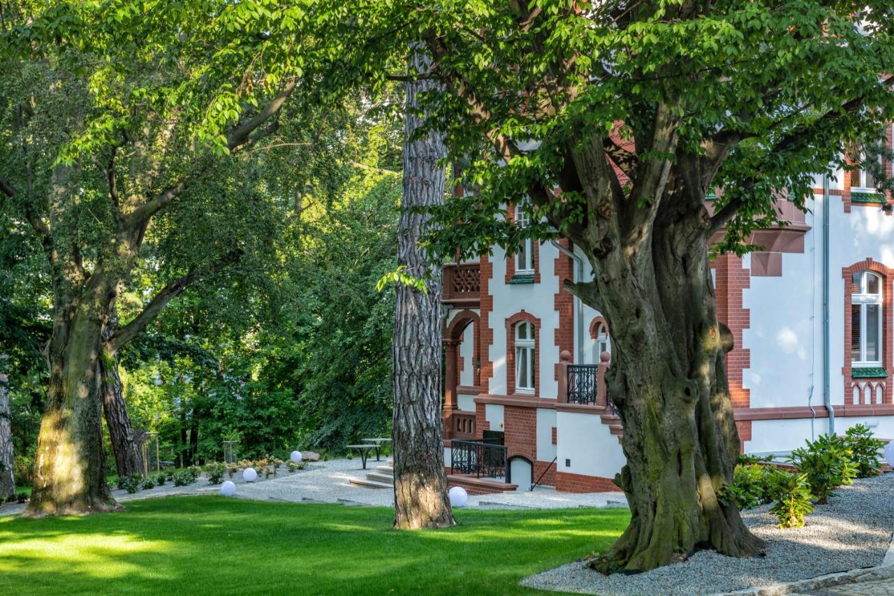 Hotel Villam Биелава Екстериор снимка