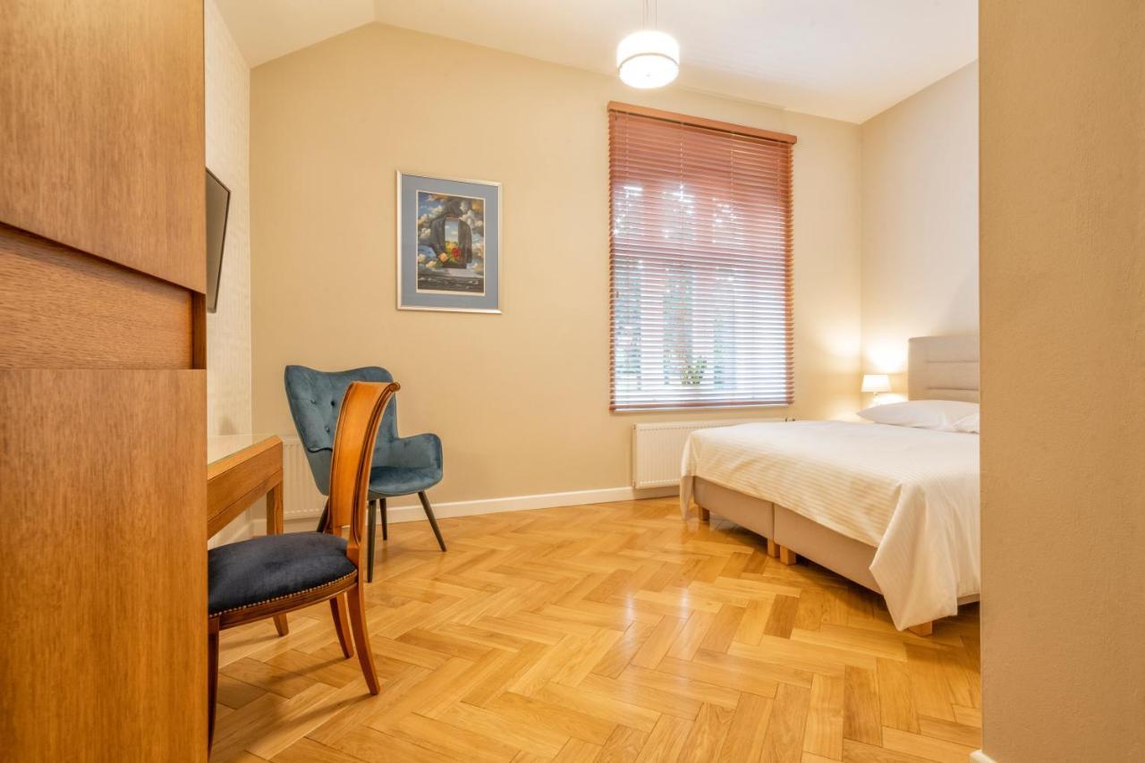 Hotel Villam Биелава Екстериор снимка